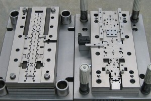 超聲波清洗機(jī)來幫你解決五金模具除油除銹難題