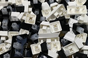 超聲波清洗機可以把電腦鍵盤給清洗干凈嗎？是如何做到的？